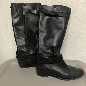 Black knew high boots